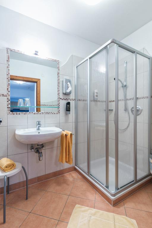 Apparthotel Alpenchalet Neukirchen am Grossvenediger Ngoại thất bức ảnh