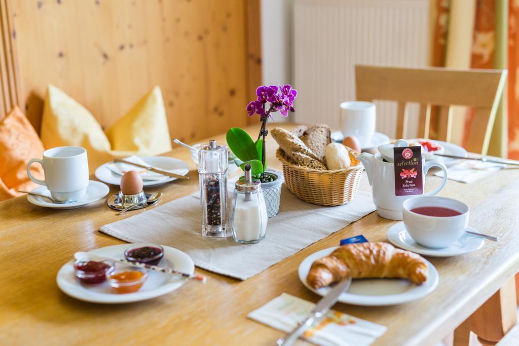 Apparthotel Alpenchalet Neukirchen am Grossvenediger Ngoại thất bức ảnh