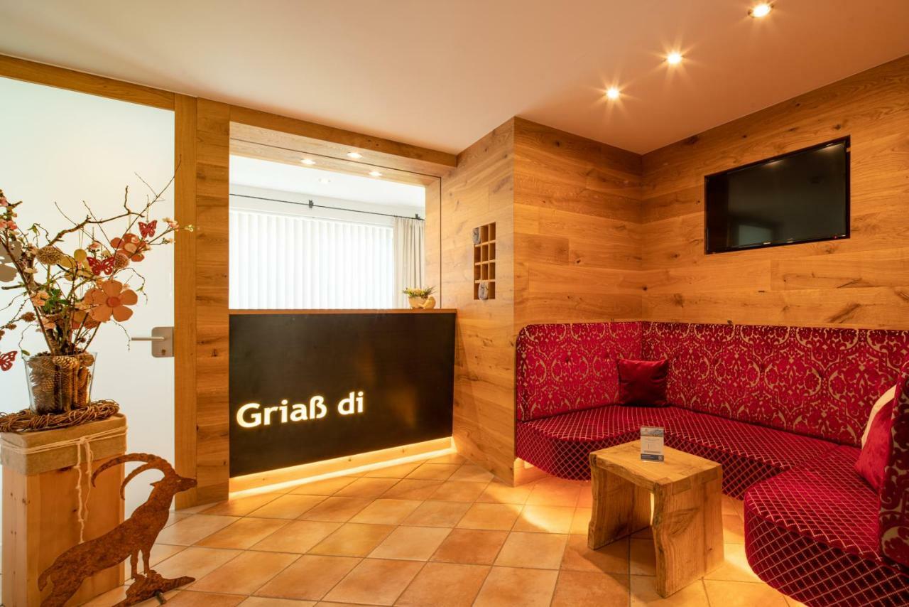 Apparthotel Alpenchalet Neukirchen am Grossvenediger Ngoại thất bức ảnh
